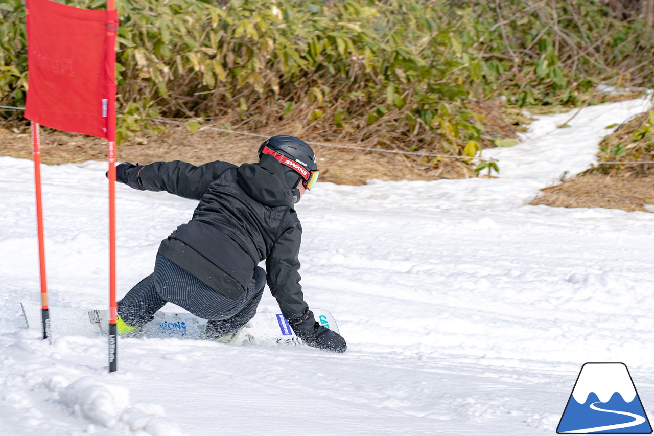 富良野スキー場｜春は楽しいイベントが盛りだくさん！世界で活躍するアスリートと一緒に『Snow Action 2023』＆ 第10回池渡り『Pond Skimming』レポート♪